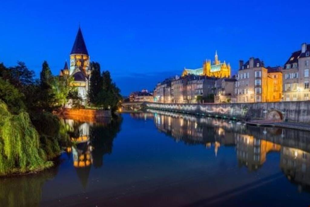 F2 65M2 Parking Prive Avec Une Belle Vue Metz Kültér fotó