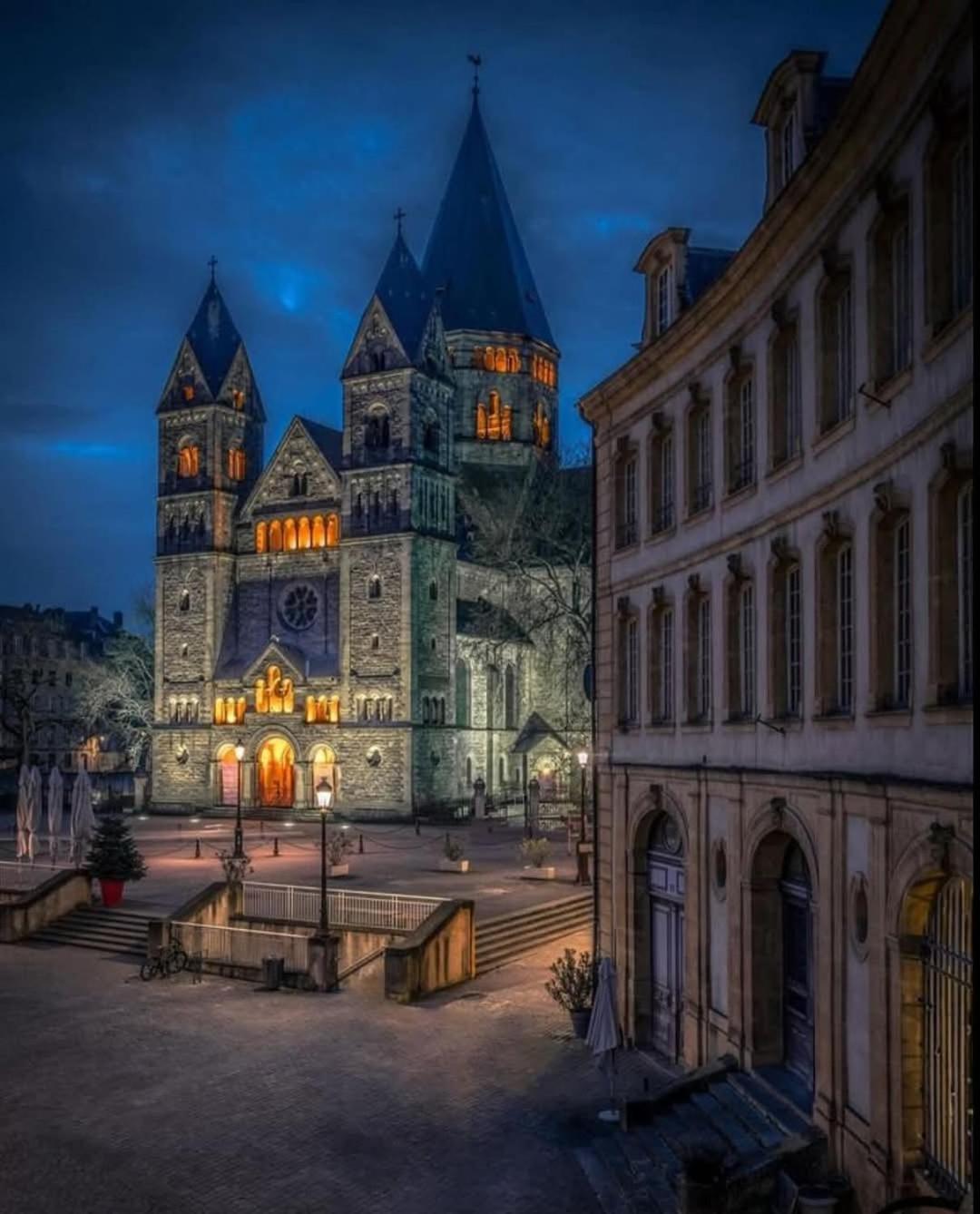 F2 65M2 Parking Prive Avec Une Belle Vue Metz Kültér fotó